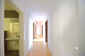 Seitenflur mit 4 Zimmern + Bad - 