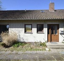 Großes Einfamilienhaus mitten im Zentrum von Kirchweyhe mit großem Garten und Garage