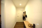Flur mit Gegensprechanlage - 2 Zimmer Etagenwohnung zur Miete in Weyhe