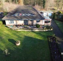 Luxuriöses 1-2 Fam.Haus +Einliegerwohnung +Schwimmbad + Sauna + Kamin +moderne Technik (PV + Solar) - Bassum / Nordwohlde