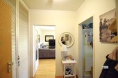 Flurbereich mit Zugang zum Wohnzimmer und Küche - 