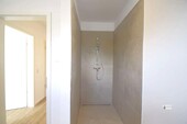 Offene Dusche im Bad - 