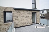 k-Großer Balkon mit Markise - 