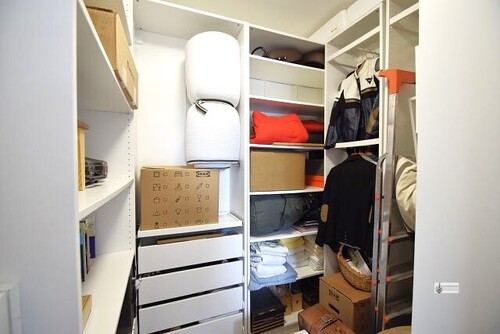 Ankleidezimmer mit Schranksystemen - 