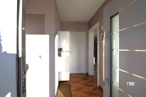 4 Blick in den Hausflur - Einfamilienhaus mit 165,00 m&sup2; in Stuhr zum Kaufen