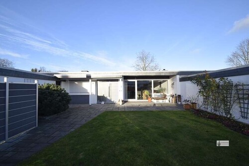 1 Terrasse mit Vorgarten - EFH als Bungalow + Einliegerwohnung + Keller + Garage + Atrium für 2 - 3 Generationen