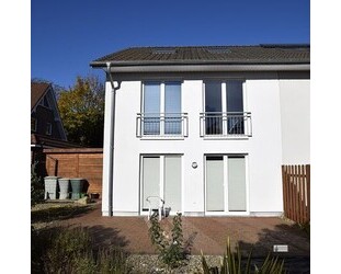 Neuwertiges REH für Fam. mit Kindern + EBK + Garten + KFZ Stellplatz + ausgeb. Dachgeschoß - Syke