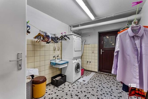 Keller 6 als Waschcenter mit Gartentür - 
