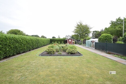 k-Gartenbereich ist eingezäunt - 