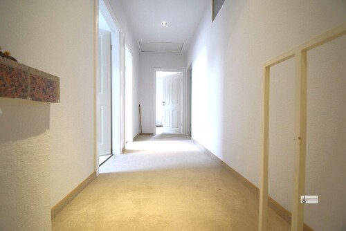 k-Flur im OG mit Dachbodenluke - 