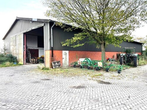 Lagerhalle mit Außenbereich - Gewerbehalle mit großen Durchfahrttoren + Werkstatt + Chemielager + Öltanklager für kleines Geld