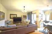 Wohnzimmer mit Balkontür - Gemütliche ETW + EBK + Balkon direkt am Sodenmattsee sehr gepflegter Zustand für 1 Pärchen mit 1 Kind
