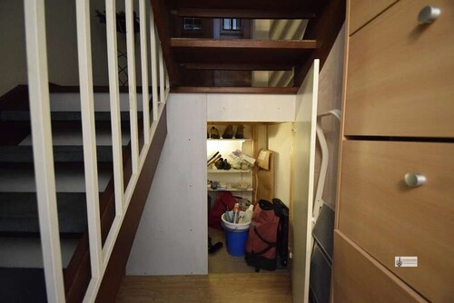 Stauraum unter der Treppe - 