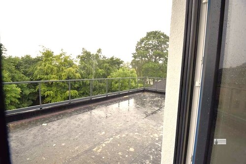 7 Große Dachterrasse mit Markise - 
