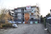 Es wird gerade die Außendämmung angebracht - Neubau Fertigstellung März 2026 moderne Technik Rollläden + Stellplatz
