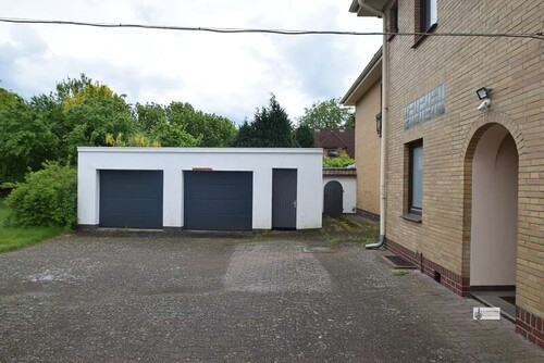 2 Garagen mit Abstellraum - Lagerhaus in Stuhr / Seckenhausen