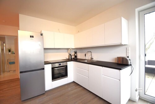 Einbauküche kann übernommen werden - 