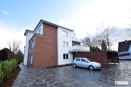 3. Eingangsbereich auf der Rückseite des Grundstücks - 3 Zimmer Etagenwohnung in Weyhe