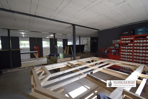 Kleine Halle 1 mit Werkstatt und Büro - 