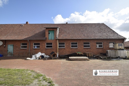Schweinestall zu Wohnungen umbaubar - 