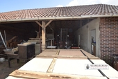 Carport + Toilette in der Garagenhalle - 