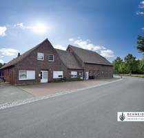 3 Wohnungen je 60 m² + mehrere Hallen Carport + Freifläche 1000m² + Parkflächen Garagen Carports - Barenburg