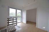 Schlafzimmer mit Ankleide und Zugang zur Dachterrasse Whg 8 - 