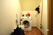Abstellraum mit Waschmaschinenanschluss - 