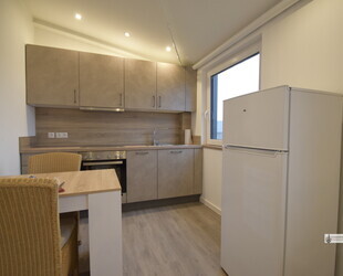 Möblierte Hausmeisterwohnung für einen Single bei 900 Warmmiete Moderne Einrichtung in ruhiger Lage - Weyhe / Melchiorshausen