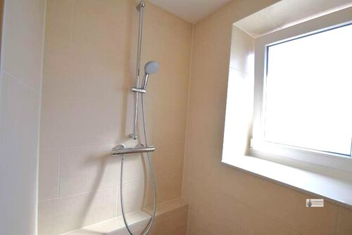 Dusche im Bad - 