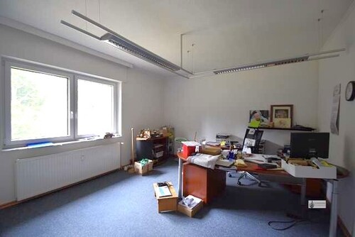 weiteres Bürozimmer im EG - 