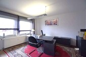Wohnbereich in der ELW derzeit als Büro genutzt - 