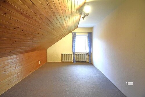 k-Schlafzimmer im OG - 