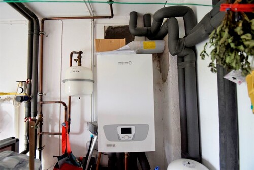Brötje Gas-Heizung mit Brennwerttechnik im HWR - 