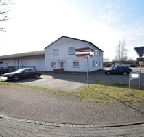 Hauptverkehrsstr. Sulingen: Gewerbehalle teilbar viele Parkplätze
