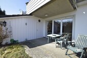 Holzabstellraum auf der Terrasse - 