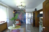 11 Flur mit Blick zum Esszimmer - 