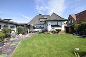 59 Südseite - Verspieltes Haus Garten, Garage, Pool Yaccuzzi, TOP Einrichtung, PV Anlage, Einfach SUPER!