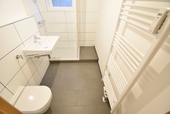 Badezimmer mit Dusche - 