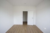 Schlafzimmer 1 mit Zimmertür - 