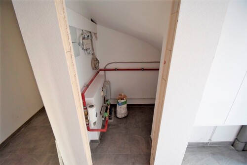Allgemeiner Technikraum auf dem Flur - 