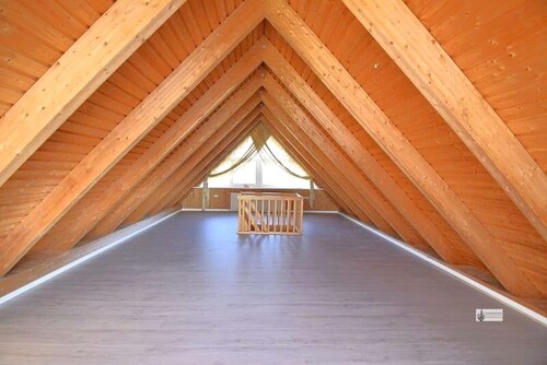 Der Spitzboden ist schon bezugsfertig - 