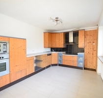 Sie suchen die Ruhe eines Dorfes? Ideal für eine Familie mit max. 2 Kindern und großer Dachterrasse - Affinghausen