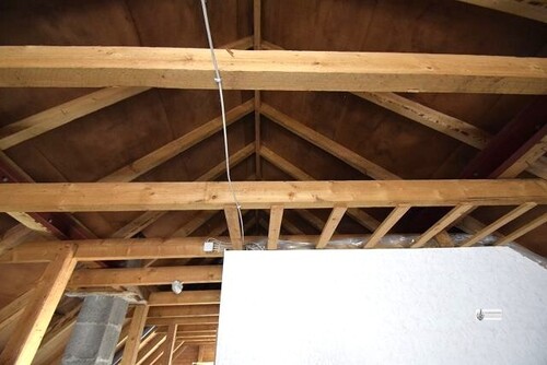 zusätzlicher Spitzboden herstellbar - 