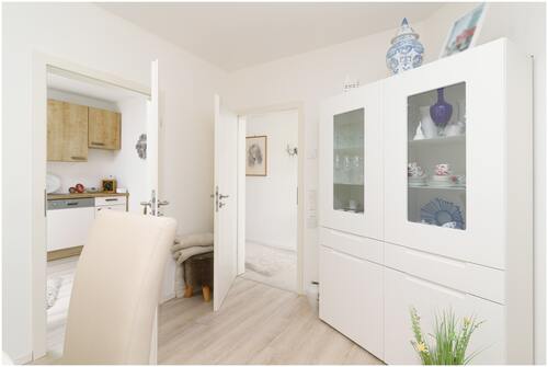 Esszimmer - Blick in Küche - 