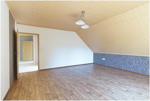 Schlafzimmer - Dachgeschoßwohnung mit 65,00 m² in Börger zur Miete