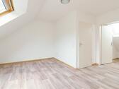 Schlafzimmer OG vorne - 