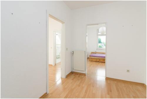 Eingangsbereich / Flur - 2 Zimmer Dachgeschoßwohnung zur Miete in Papenburg