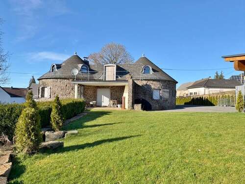 Foto - Haus zum Kaufen in Hersdorf - Oberhersdorf 400.000,00 € 228 m²