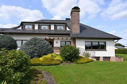 Foto - Haus zum Kaufen in Bleialf 519.000,00 € 250 m²